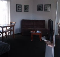 Budget On The Lake - Mackay Tourism