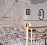 Cuddledoon Cottages BB - Mackay Tourism