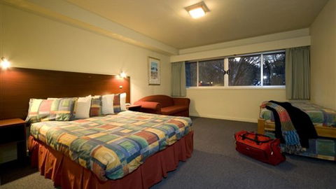 Diana Alpine Lodge - Mackay Tourism 0