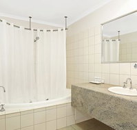 Quality Inn  Suites The Menzies - Mackay Tourism