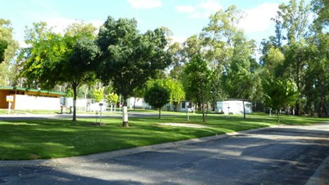 Barham Caravan & Tourist Park - Mackay Tourism 1