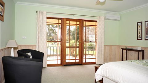 Stableford House Bed & Breakfast - Mackay Tourism 1
