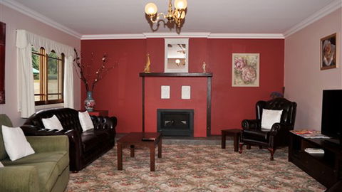 Stableford House Bed & Breakfast - Mackay Tourism 4