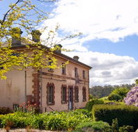 Villa Parma at Peppers Mineral Springs Hotel - Mackay Tourism