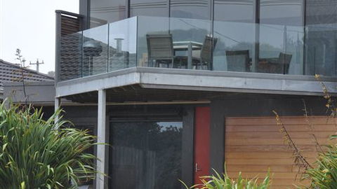 Apollo Bay Cottages - Mackay Tourism 2