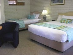 Cleveland Motor Inn - Mackay Tourism 3
