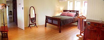 First Avenue Bed & Breakfast - Mackay Tourism 0