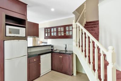 Canterbury International Hotel - Mackay Tourism 2