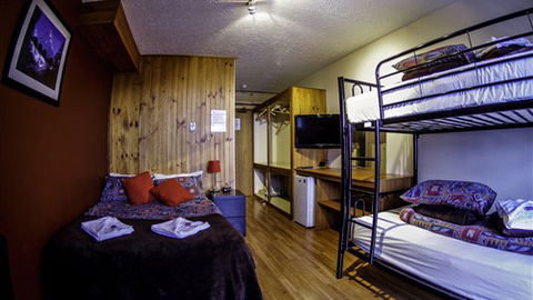 Alpine Retreat Mt Buller - Mackay Tourism 1