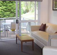 Kunala Chalet - Pinnacle Valley Resort - Mackay Tourism
