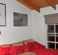 Two Mountains Lodge - Mackay Tourism