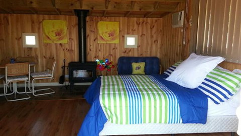 Laura Lodge Rest & Recreation Retreat - Mackay Tourism 3