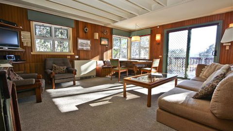 Red Onion Ski Chalet - Mackay Tourism 0