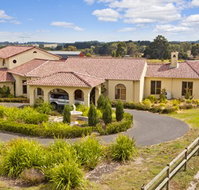 Tuscan Getaway - Mackay Tourism