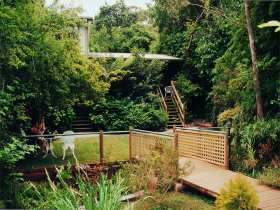 Aldgate Lodge Bed & Breakfast - Mackay Tourism 1
