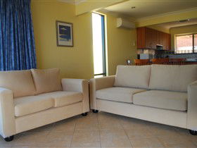Castaway At Port Elliot - Mackay Tourism 3