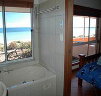 Ceduna Shelly Beach Caravan Park and Beachfront Villas - Mackay Tourism