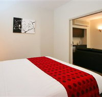 Mawson Lakes Hotel and Function Centre - Mackay Tourism