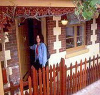 Melbourne Street Mews - Mackay Tourism