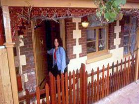 Melbourne Street Mews - Mackay Tourism 0