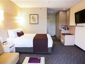 Sage Hotel Adelaide - Mackay Tourism 2