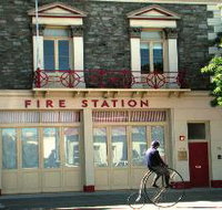 The Fire Station Inn - Fire Engine Suite - Mackay Tourism