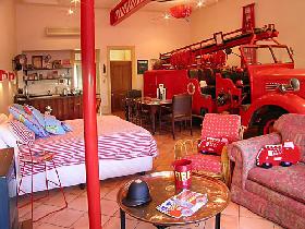 The Fire Station Inn - Fire Engine Suite - Mackay Tourism 2