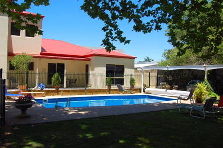 Aarinda Retreat - Mackay Tourism 4