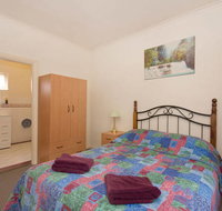 Hello Adelaide Motel  Apartments - Mackay Tourism