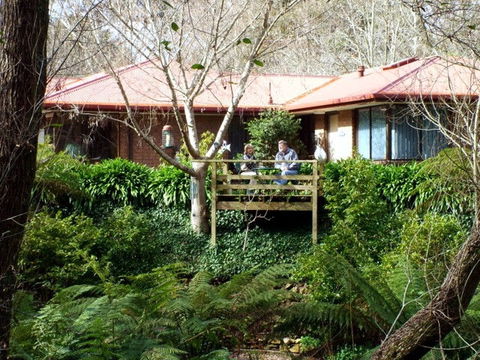 Adelaide Hills Bed & Breakfast Accommodation - Mackay Tourism 1