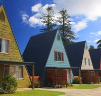A-Frame Chalets  Mokutu - Mackay Tourism