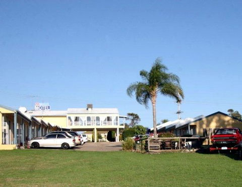 Alexander Motel & Peppercorn Restaurant - Mackay Tourism 1