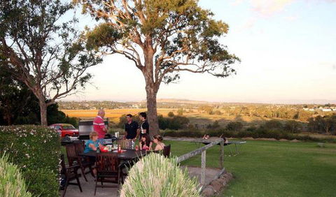 Alexander Motel & Peppercorn Restaurant - Mackay Tourism 6