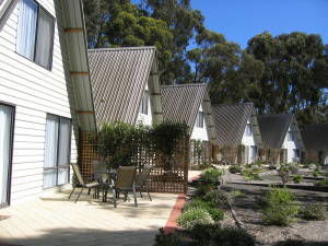 A-Line Holiday Village - Mackay Tourism 0