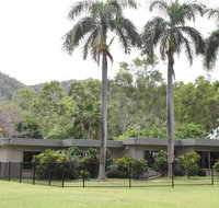 Arcadia Village Motel - Mackay Tourism