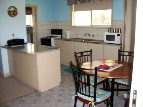Ashwood Park Bed & Breakfast - Mackay Tourism 1