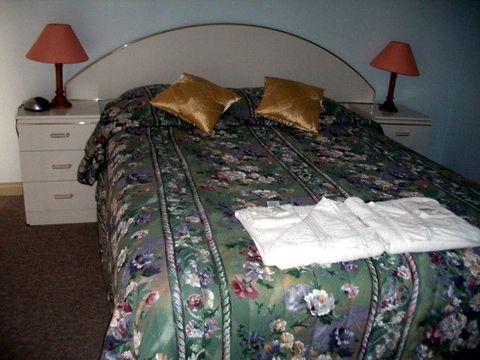 Ashwood Park Bed & Breakfast - Mackay Tourism 2