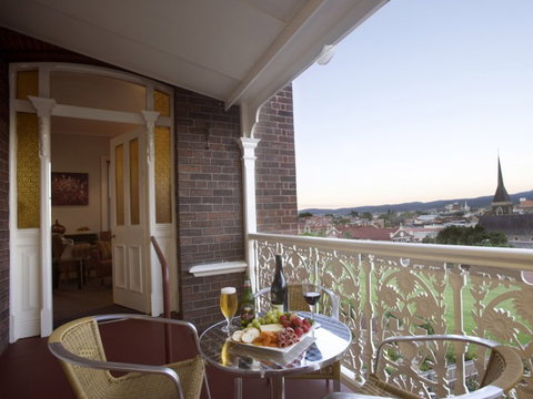 Auldington Hotel - Mackay Tourism 2
