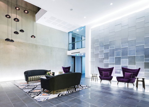 Avenue Hotel Canberra - Mackay Tourism 0