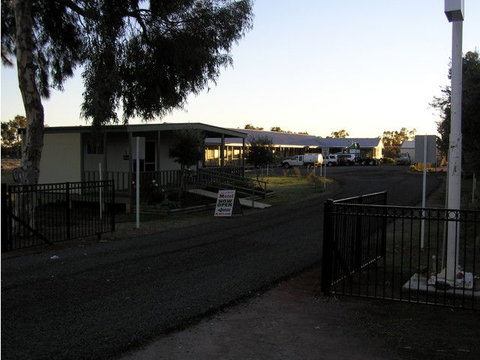 Back O' Bourke Accommodation - Mackay Tourism 1