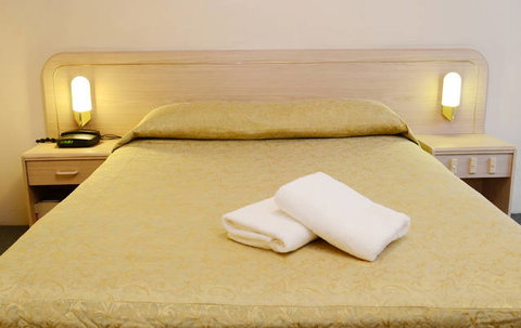Motel 10 - Mackay Tourism 1