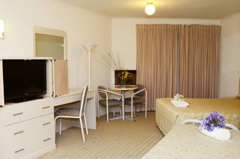 Motel 10 - Mackay Tourism 3