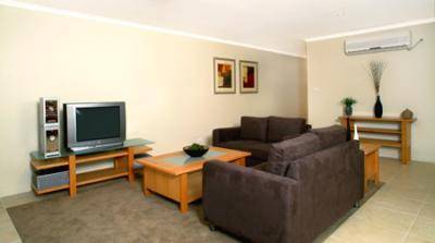Beach Blue Resort - Mackay Tourism 3