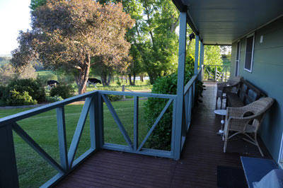 Benaway Cottages - Mackay Tourism 1