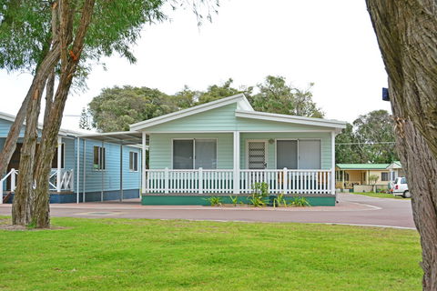BIG4 Emu Beach Holiday Park - Mackay Tourism 2
