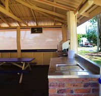 Burnett Heads Holiday Park - Mackay Tourism