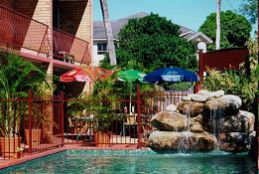 Cairns Holiday Lodge - Mackay Tourism 4