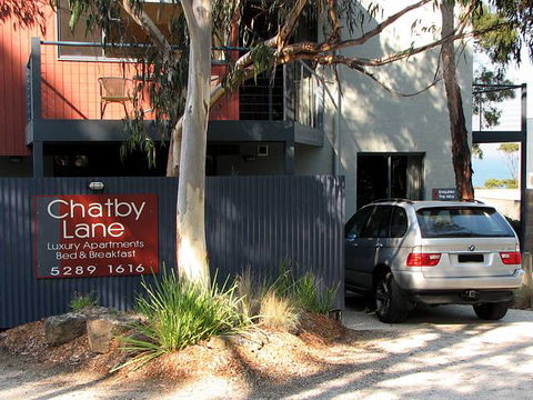 Chatby Lane Lorne - Mackay Tourism 0