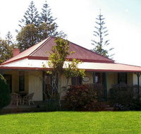 Christian's of Bucks Point - Mackay Tourism