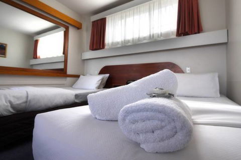 City View Motel ( Hobart) - Mackay Tourism 0